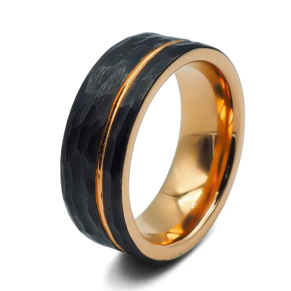 Bague Tunsgtène - PVD noir - intérieur rosé - finition martelé - la...