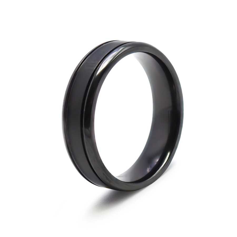 Bague en black zirconium - finition polie - largeur 6mm - Taille 58...