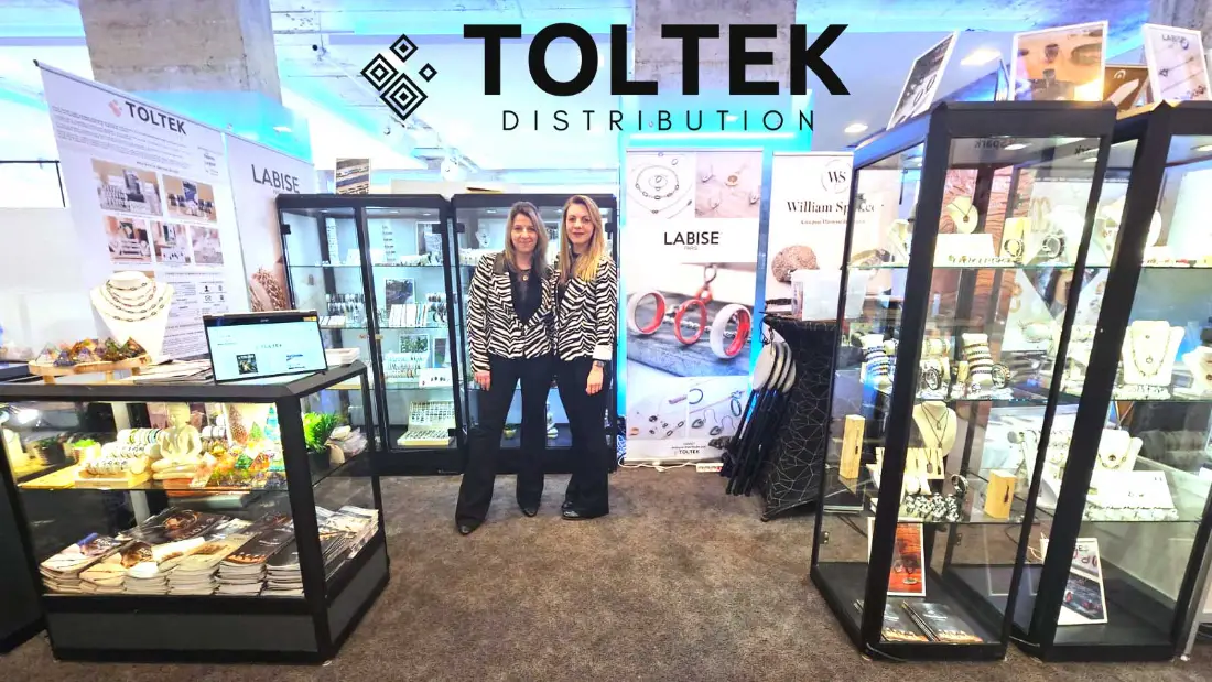 L'équipe Toltek sur son stand, salon Fashion Paris Place Vendôme